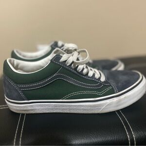 Vans 7.5 M